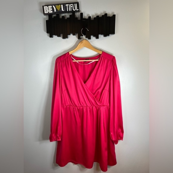 Vero Moda Short Satin Dress Fuchsia Size 14 - Picture 4 of 11